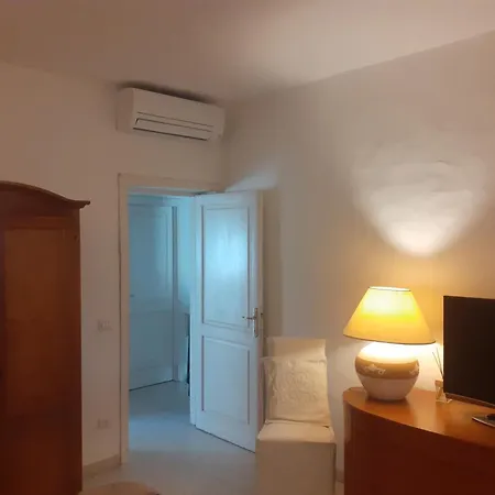 Villa Casa In Riva Al Mare